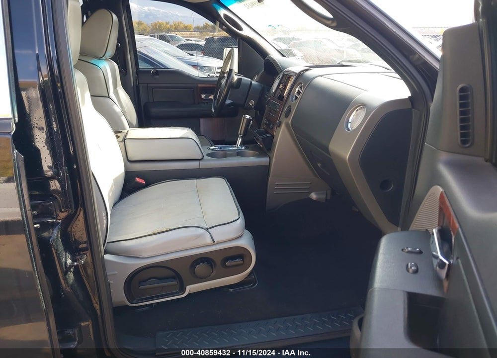 2006 LINCOLN MARK LT VIN: 5LTPW18516FJ06625
