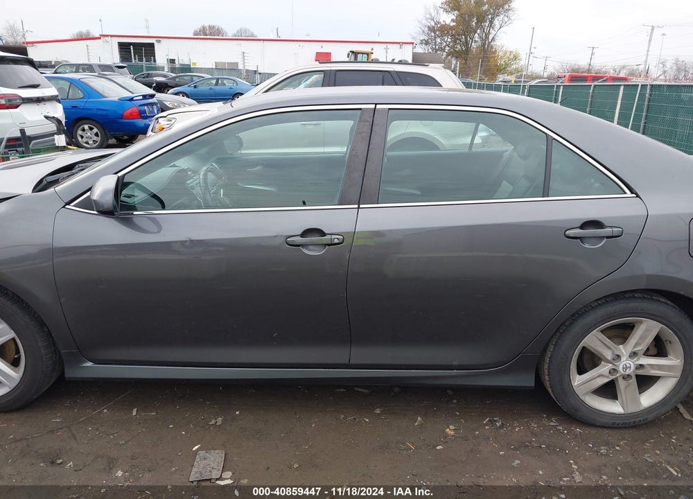 2012 TOYOTA CAMRY SE VIN: 4T1BF1FK2CU147161