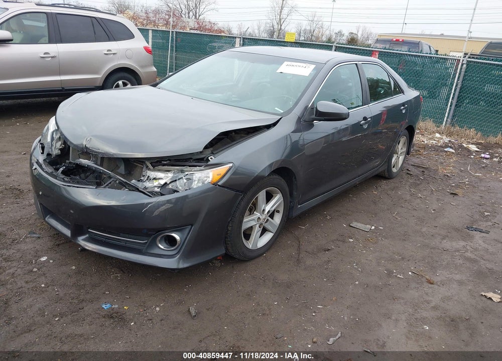 2012 TOYOTA CAMRY SE VIN: 4T1BF1FK2CU147161