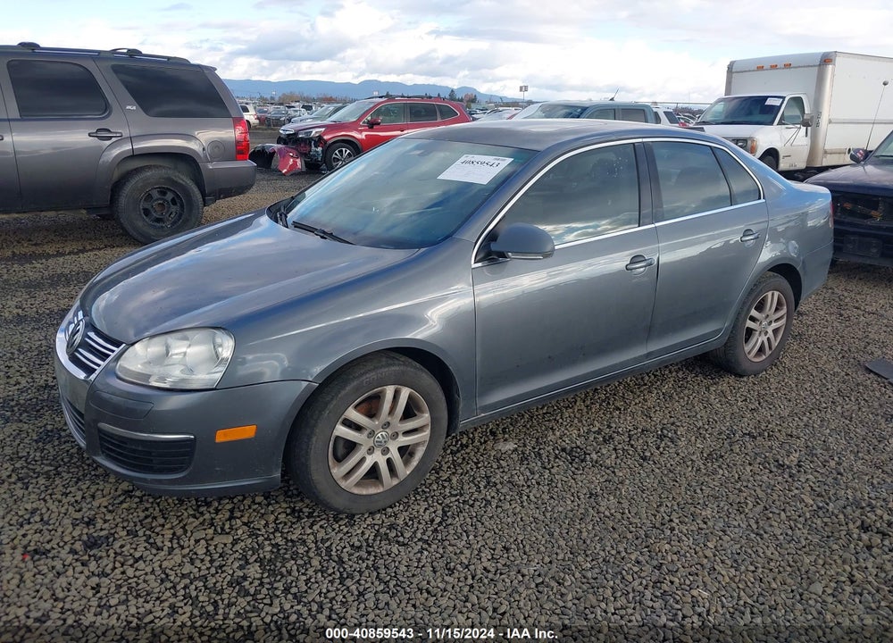 2005 VOLKSWAGEN JETTA 2.5 VIN: 3VWSG71K05M627893