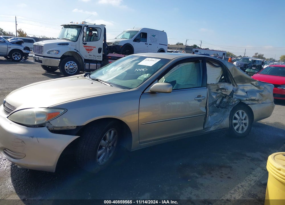 2002 TOYOTA CAMRY XLE V6 VIN: JTDBF30K820003791