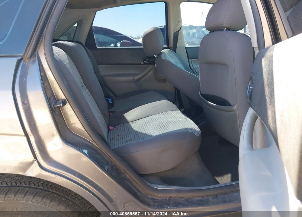 2007 FORD FOCUS S/SE/SES VIN: 1FAHP34N17W232948