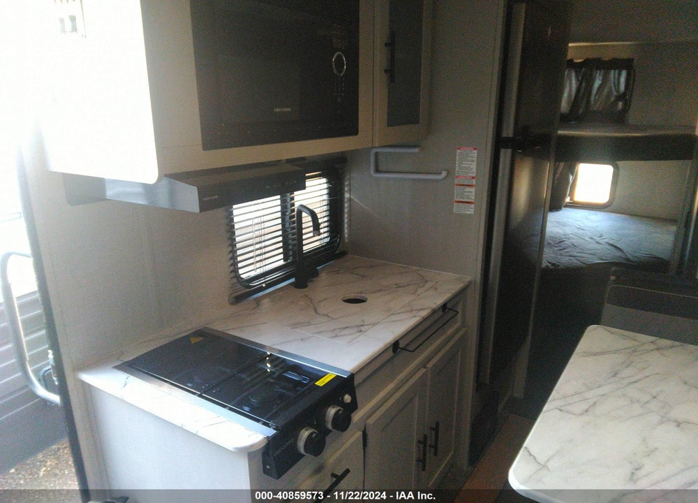 2022 SALEM OTHER VIN: 5ZT2SMGC3NG072916