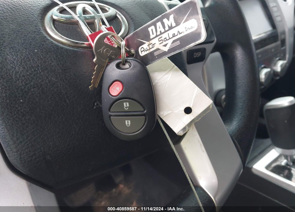 2016 TOYOTA TUNDRA SR5 5.7L V8 VIN: 5TFDY5F10GX502872
