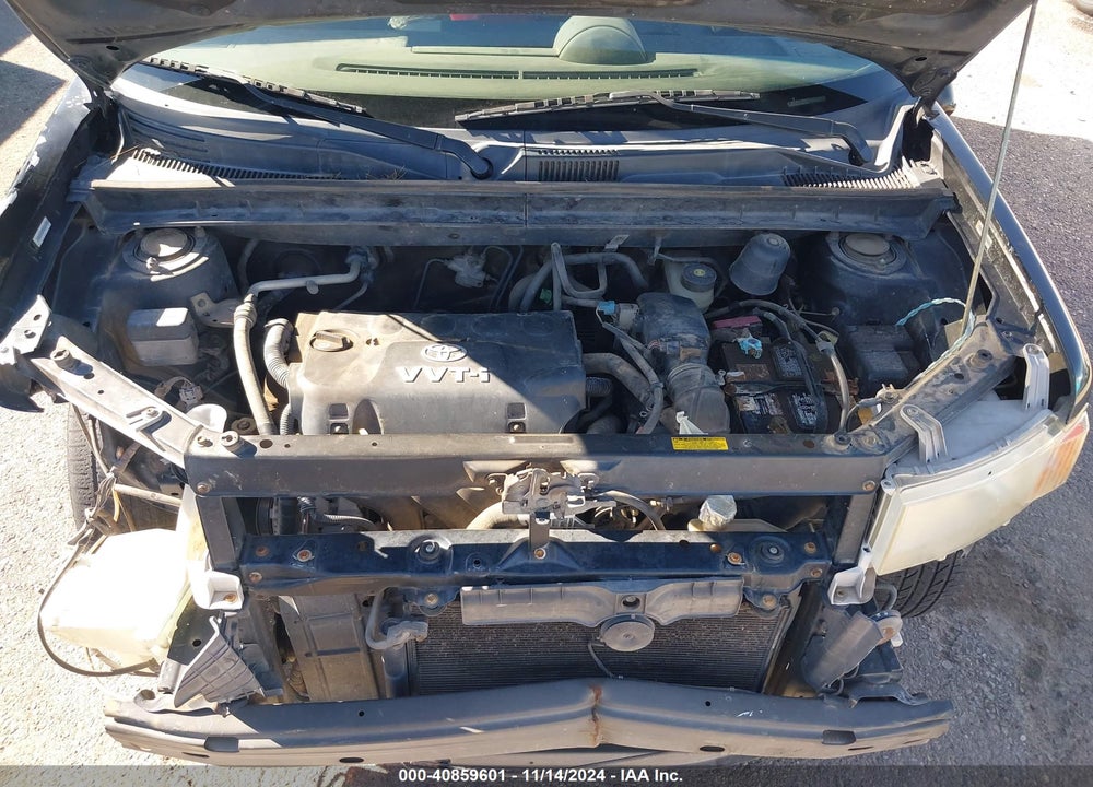 2004 SCION XB VIN: JTLKT324040158303