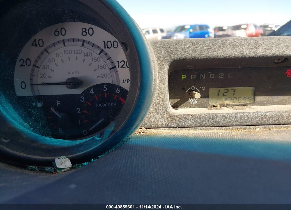 2004 SCION XB VIN: JTLKT324040158303