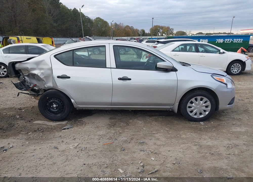2019 NISSAN VERSA 1.6 S+ VIN: 3N1CN7APXKL821716