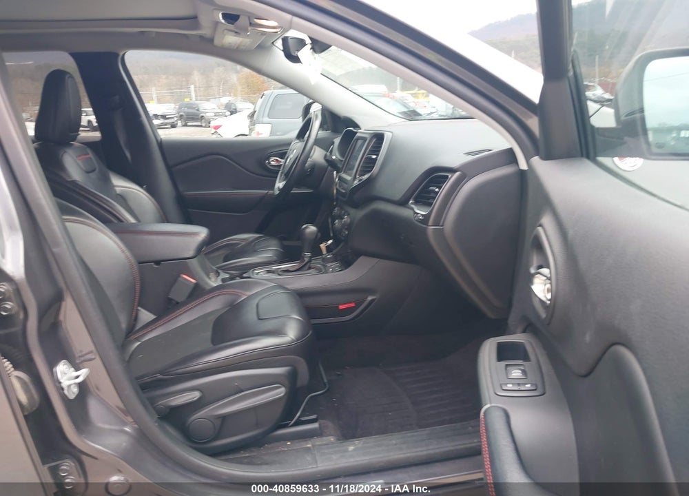 2019 JEEP CHEROKEE TRAILHAWK 4X4 VIN: 1C4PJMBX2KD229546