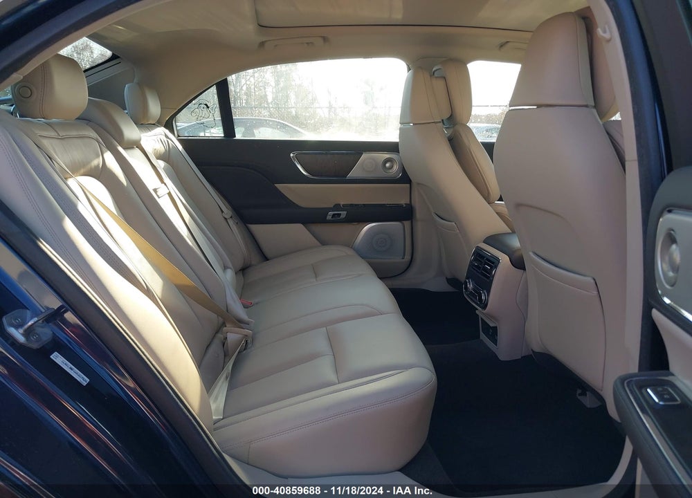 2017 LINCOLN CONTINENTAL RESERVE VIN: 1LN6L9NP6H5607526