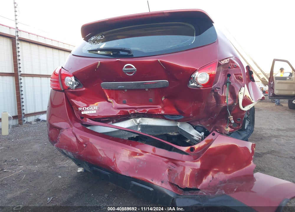 2014 NISSAN ROGUE SELECT S VIN: JN8AS5MT4EW607706
