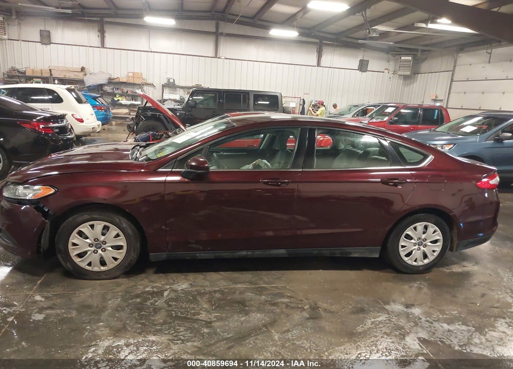 2013 FORD FUSION S VIN: 3FA6P0G78DR183846