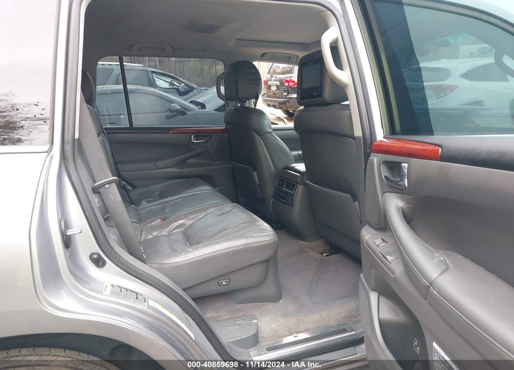 2008 LEXUS LX 570 VIN: JTJHY00W184009470