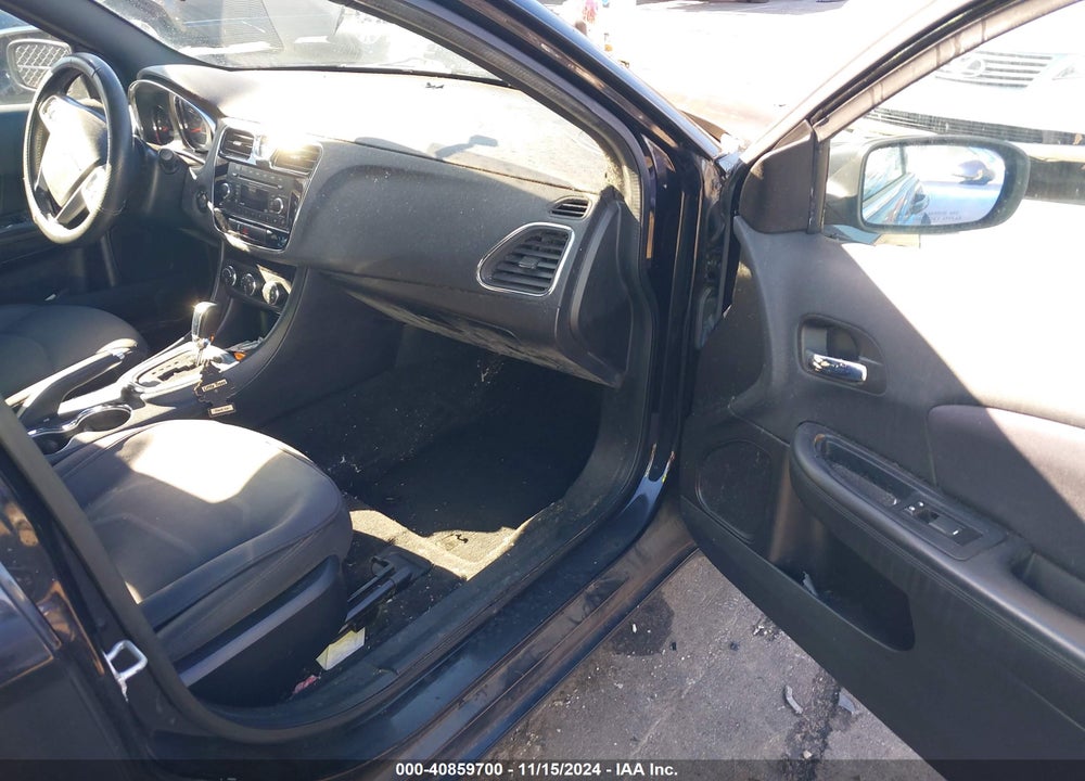 2013 CHRYSLER 200 TOURING VIN: 1C3CCBBG5DN703438