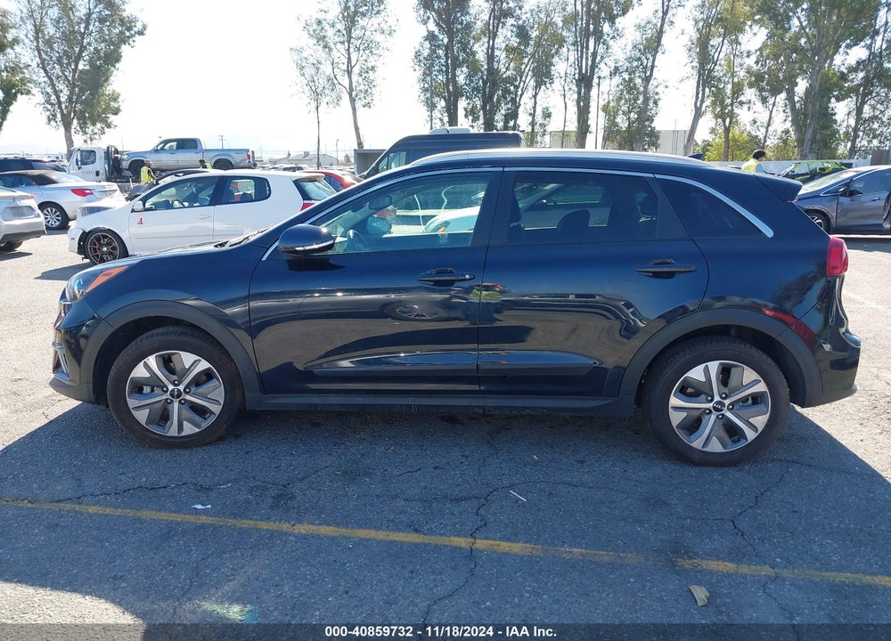 2022 KIA NIRO VIN: KNDCC3LG5N5118148