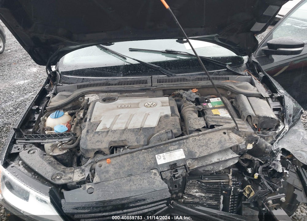 2012 VOLKSWAGEN JETTA 2.0L TDI VIN: 3VWLL7AJ0CM471472