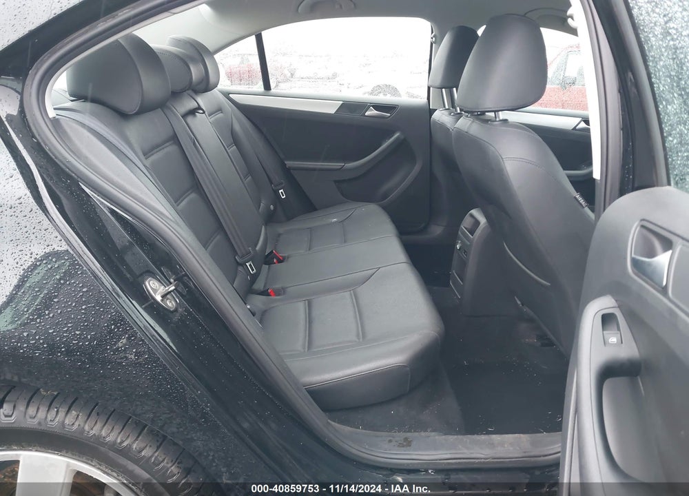 2012 VOLKSWAGEN JETTA 2.0L TDI VIN: 3VWLL7AJ0CM471472