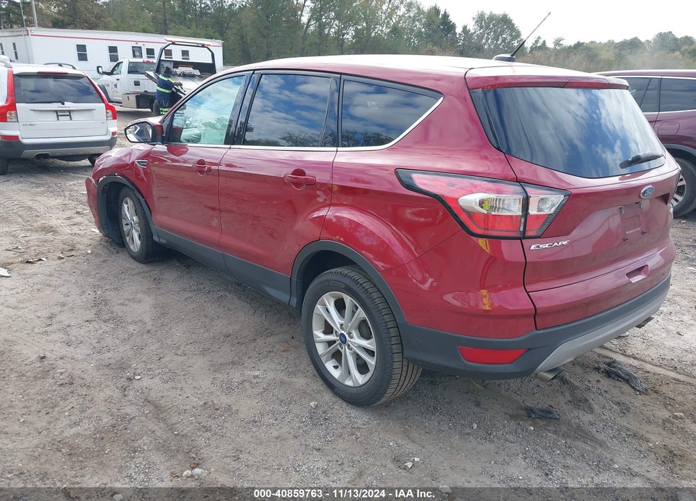 2017 FORD ESCAPE SE VIN: 1FMCU0G92HUE35396