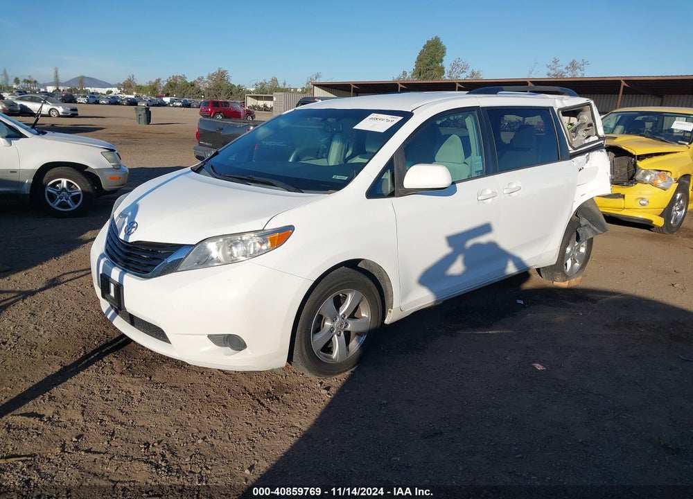 2013 TOYOTA SIENNA LE V6 8 PASSENGER VIN: 5TDKK3DC9DS341795