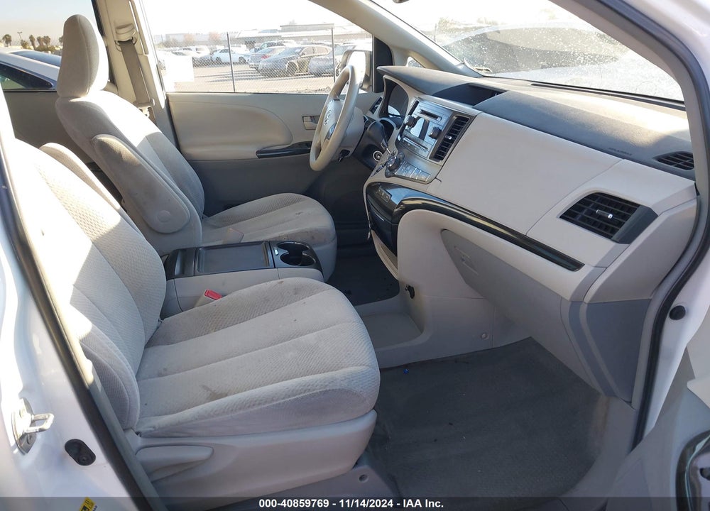 2013 TOYOTA SIENNA LE V6 8 PASSENGER VIN: 5TDKK3DC9DS341795