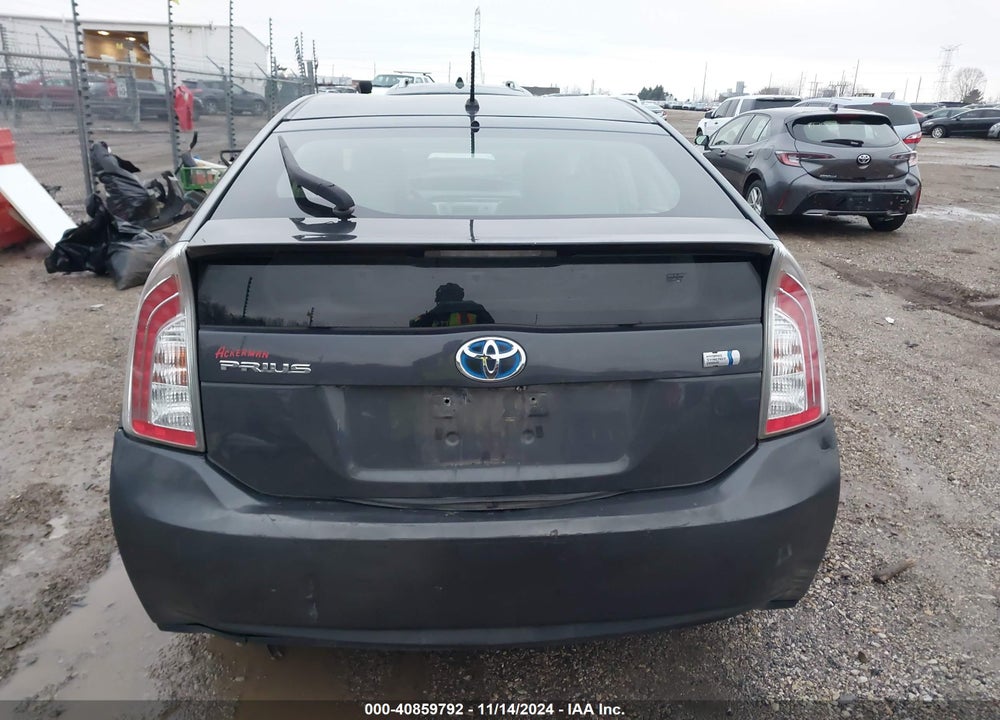 2013 TOYOTA PRIUS TWO VIN: JTDKN3DU6D5664711
