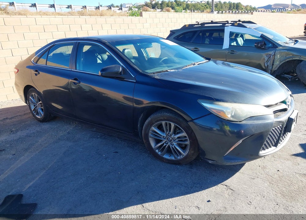 2015 TOYOTA CAMRY SE VIN: 4T1BF1FK5FU042599
