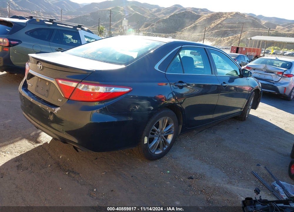 2015 TOYOTA CAMRY SE VIN: 4T1BF1FK5FU042599