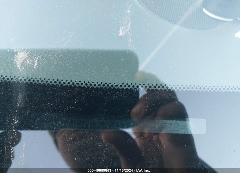 2001 LEXUS LS 430 VIN: JTHBN30F810029522