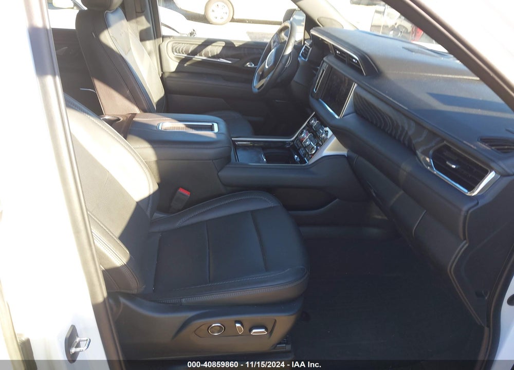 2023 GMC YUKON 4WD DENALI VIN: 1GKS2DKL5PR339896