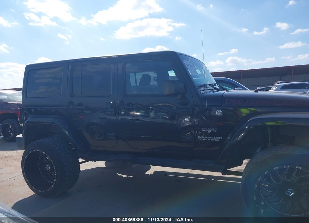 2017 JEEP WRANGLER UNLIMITED SAHARA 4X4 VIN: 1C4HJWEG8HL572209