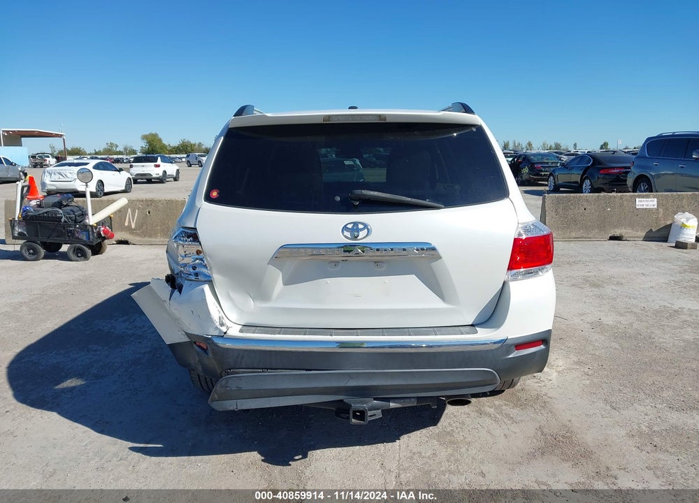 2012 TOYOTA HIGHLANDER LIMITED V6 VIN: 5TDYK3EH2CS067181