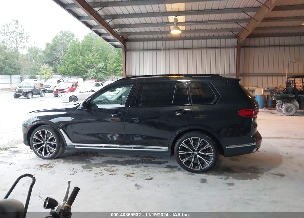 2022 BMW X7 XDRIVE40I VIN: 5UXCW2C05N9N04631