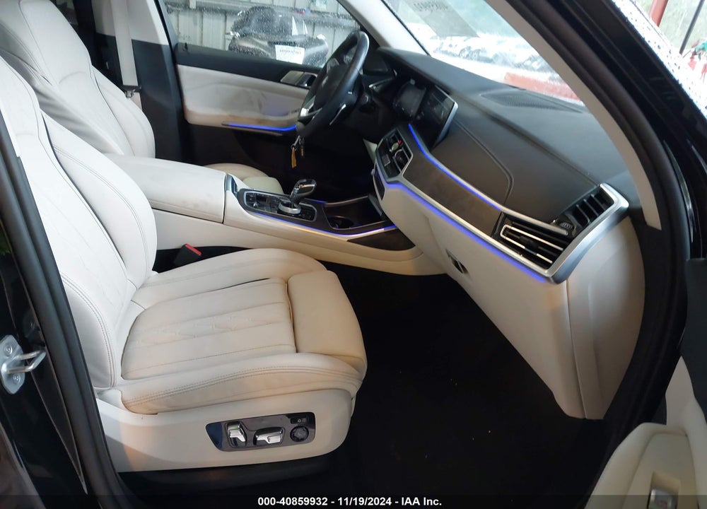 2022 BMW X7 XDRIVE40I VIN: 5UXCW2C05N9N04631