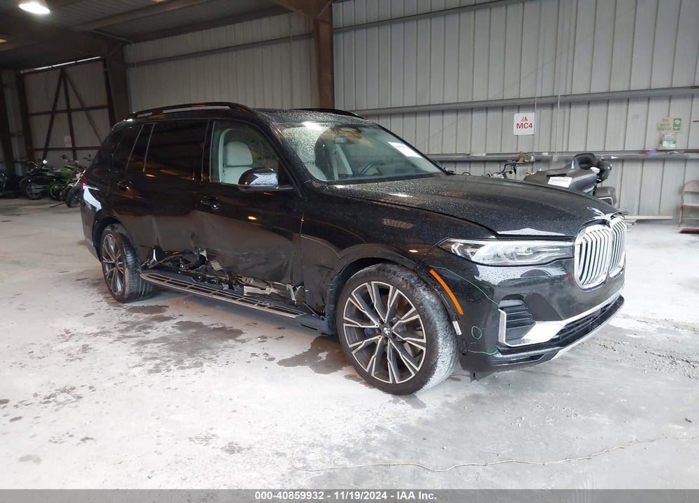 2022 BMW X7 XDRIVE40I VIN: 5UXCW2C05N9N04631