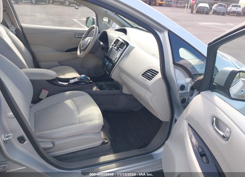 2013 NISSAN LEAF SV VIN: 1N4AZ0CP7DC402238