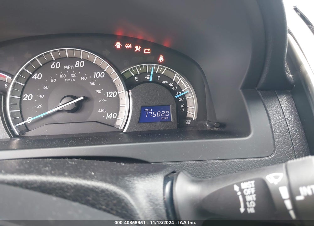 2013 TOYOTA CAMRY SE VIN: 4T1BF1FK5DU265948