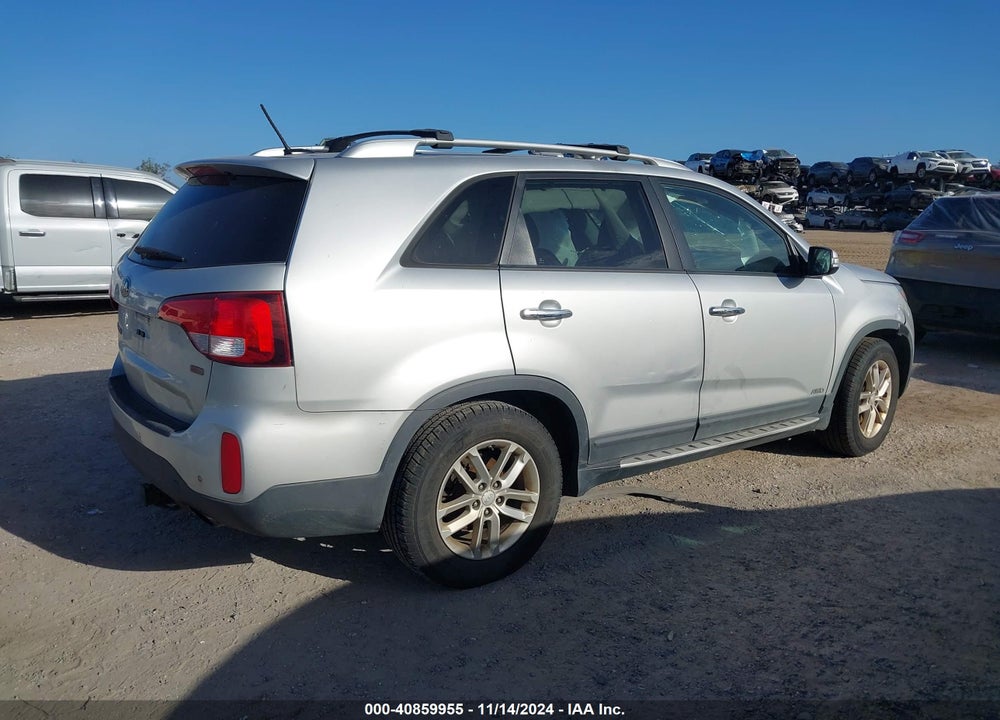 2014 KIA SORENTO LX VIN: 5XYKTDA6XEG518385