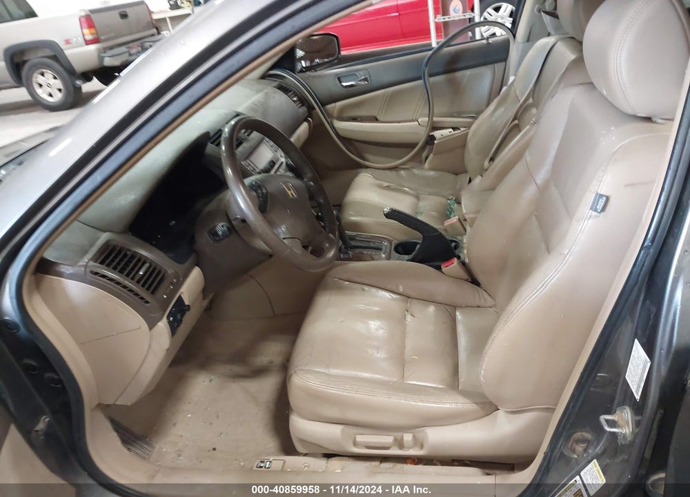 2006 HONDA ACCORD 3.0 EX VIN: 1HGCM66516A026330