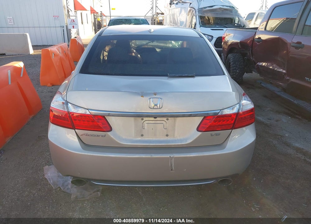 2013 HONDA ACCORD EX-L V-6 VIN: 1HGCR3F85DA032347