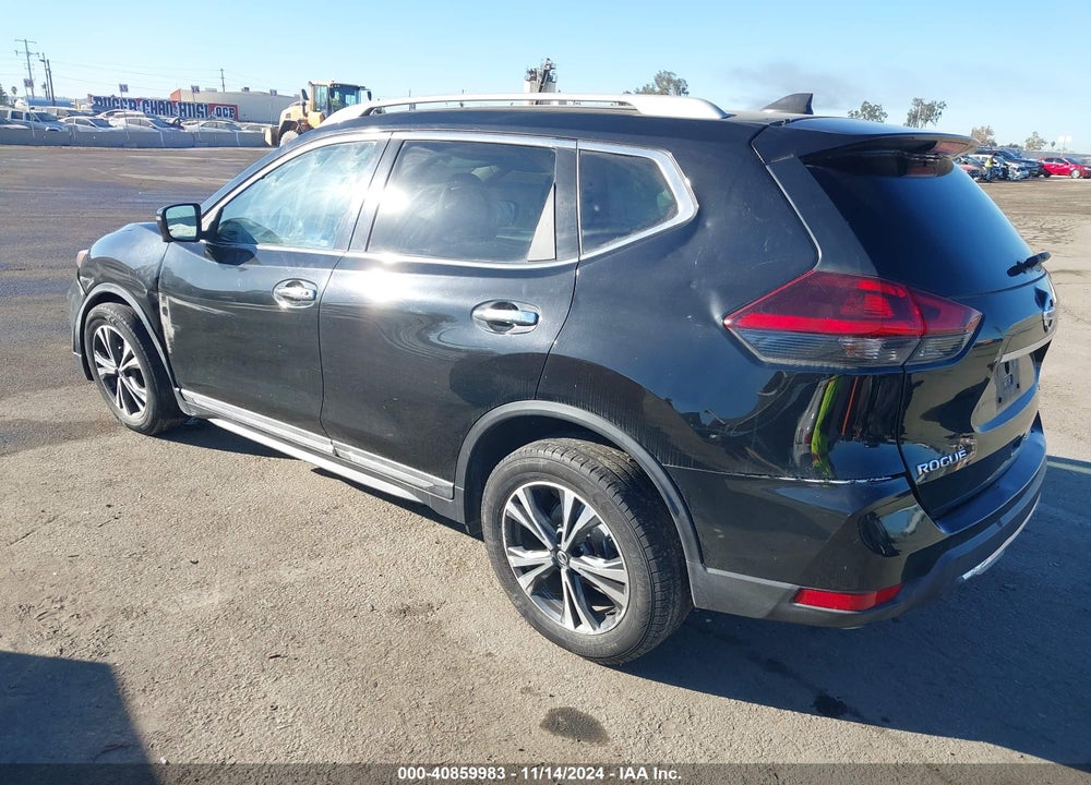 2018 NISSAN ROGUE SL VIN: 5N1AT2MT6JC796342