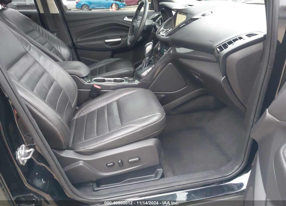 2016 FORD ESCAPE VIN: 1FMCU9J91GUB04370