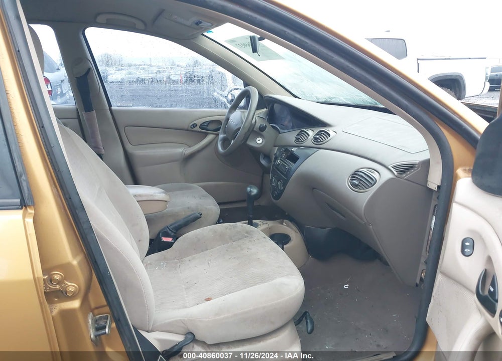 2001 FORD FOCUS SE VIN: 1FAFP34PX1W116888