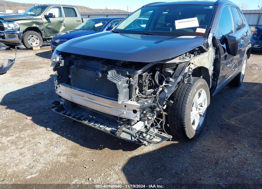 2021 TOYOTA RAV4 XLE VIN: 2T3W1RFV8MW126686