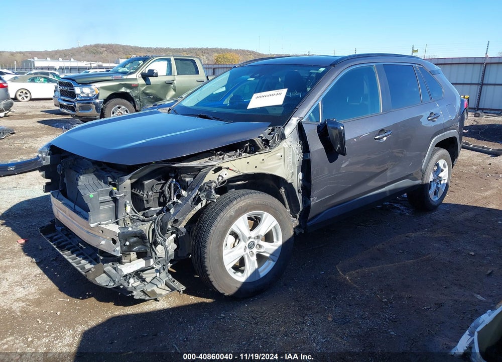 2021 TOYOTA RAV4 XLE VIN: 2T3W1RFV8MW126686