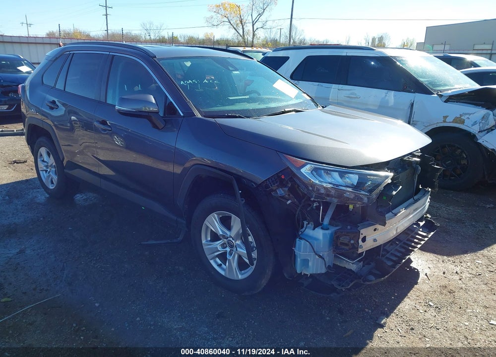 2021 TOYOTA RAV4 XLE VIN: 2T3W1RFV8MW126686