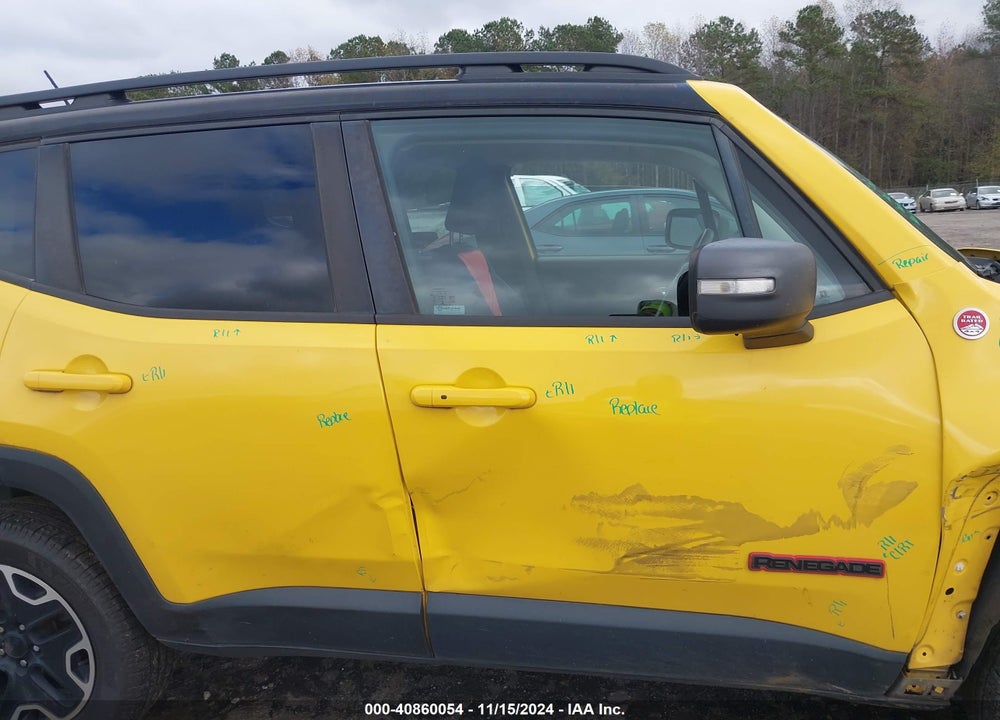2016 JEEP RENEGADE TRAILHAWK VIN: ZACCJBCT1GPE21452