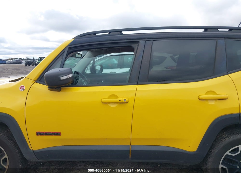 2016 JEEP RENEGADE TRAILHAWK VIN: ZACCJBCT1GPE21452