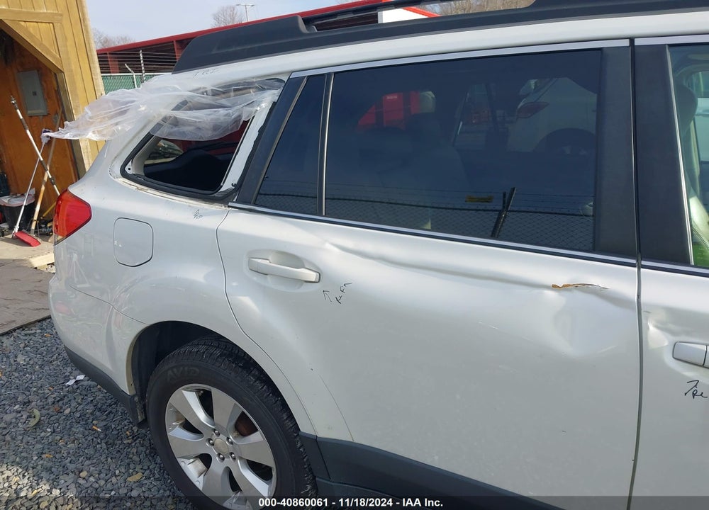 2010 SUBARU OUTBACK 2.5I LIMITED VIN: 4S4BRCKC3A3357269