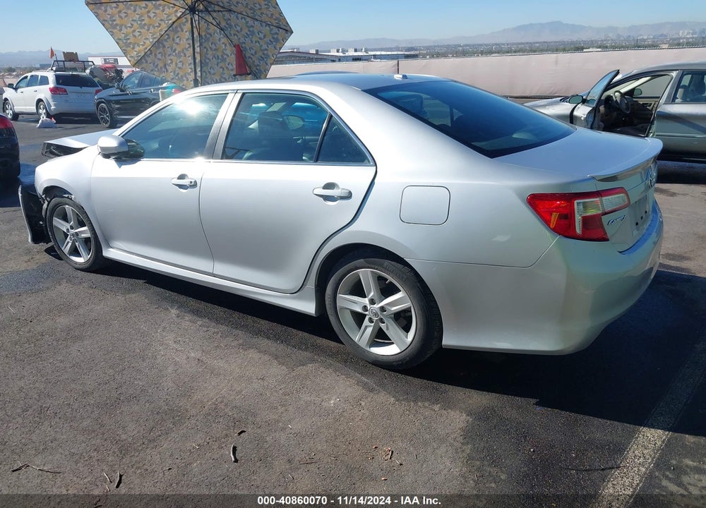 2012 TOYOTA CAMRY SE VIN: 4T1BF1FK3CU180072