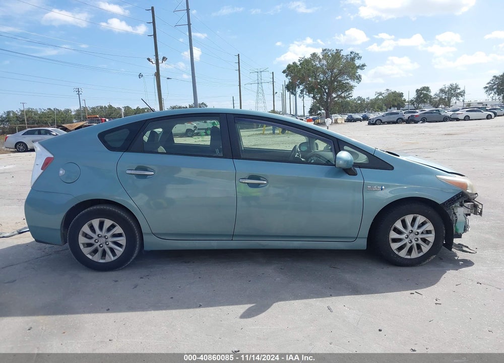 2013 TOYOTA PRIUS PLUG-IN VIN: JTDKN3DP8D3035179
