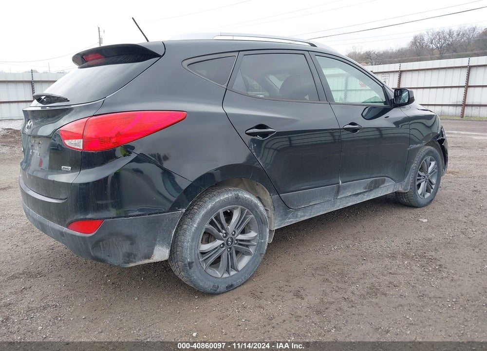 2015 HYUNDAI TUCSON SE VIN: KM8JUCAG3FU071891